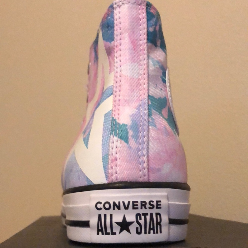 CONVERSE UNISEX CHUCK TAYLOR ALL STAR HT SHOES - Picture 4 of 8
